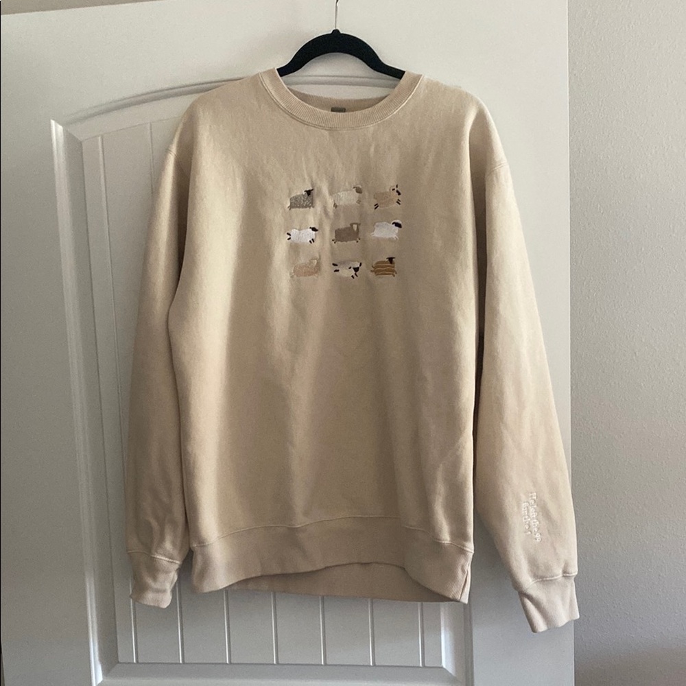 ‘Lost Sheep’ crew neck